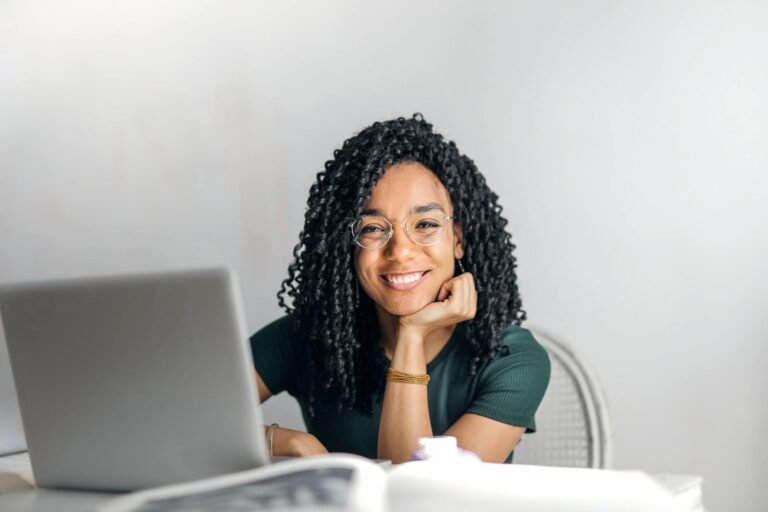 How to Create an Online Course and Sell It