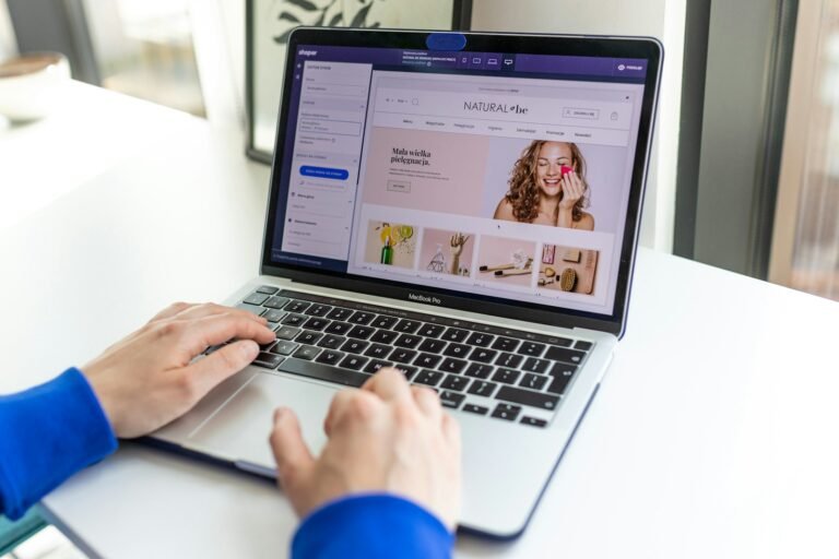 How to Start a Dropshipping Business