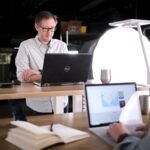 How to Stay Healthy While Working a Desk Job