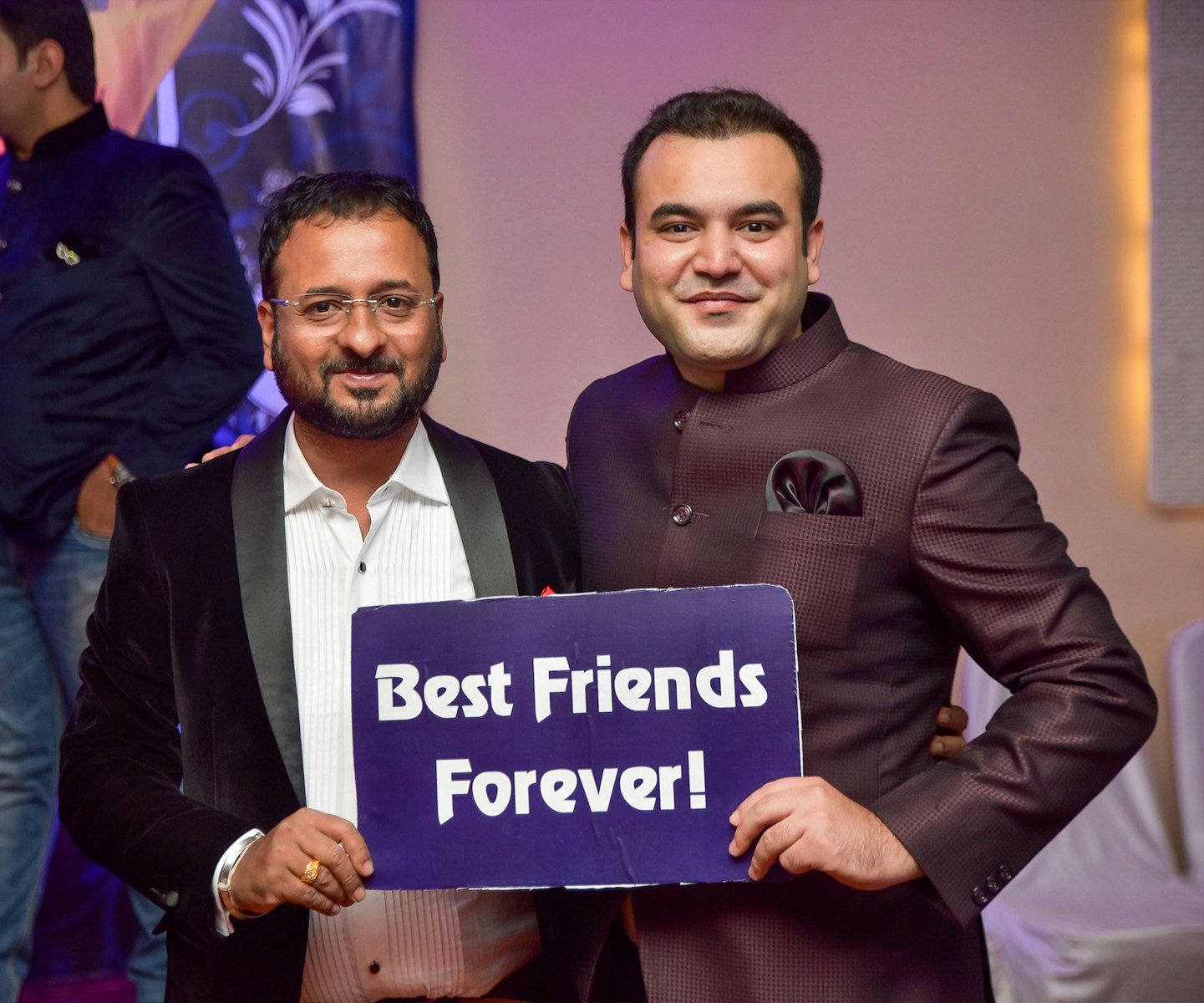 How to Build Strong Friendships That Last